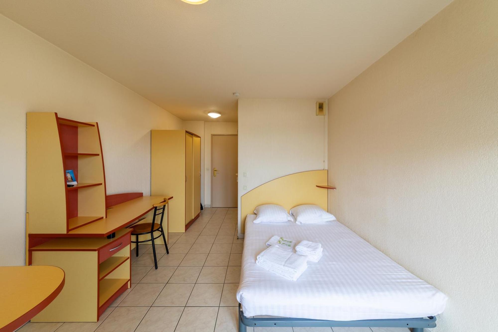 Residence Columba - Apparts Meubles Agen Sud Exterior photo